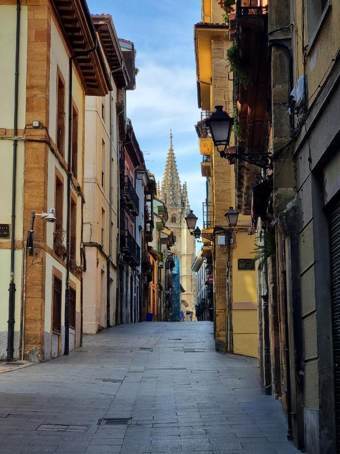 A 2 Min De La Catedral Oviedo Exterior foto